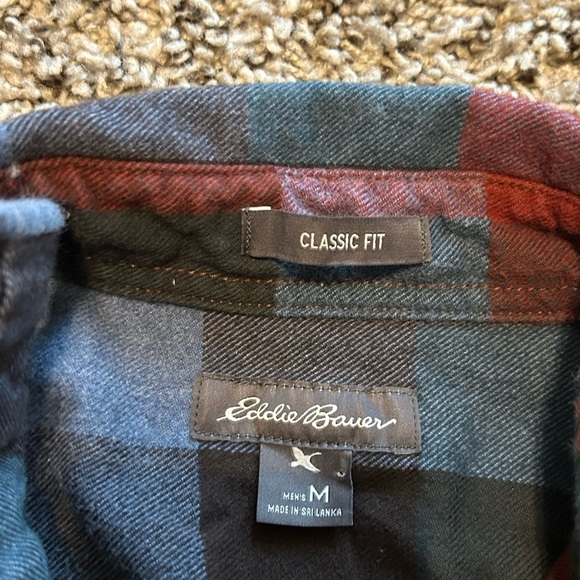 Eddie Bauer Men’s Classic Fit Flannel Button Down Shirt Size‎ S - Picture 3 of 3